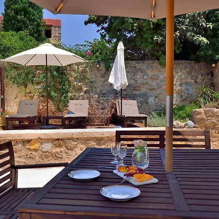 Leon - House In Medieval Town With Spacious Courtyard *